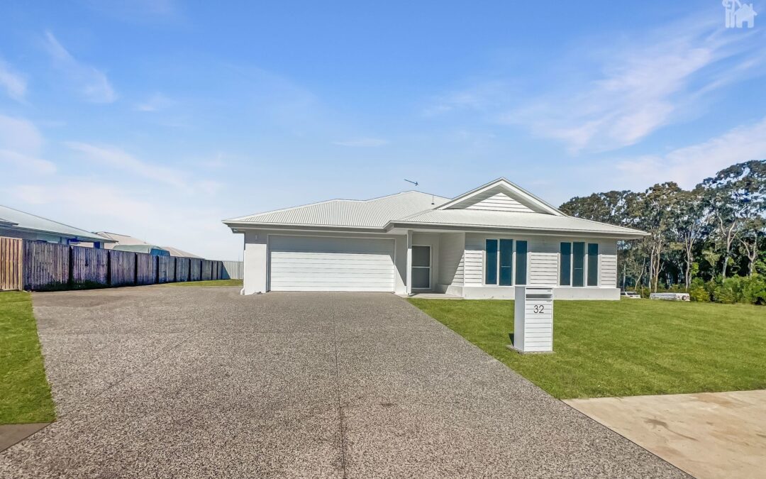 32 West Spring Way, Nikenbah, QLD 4655