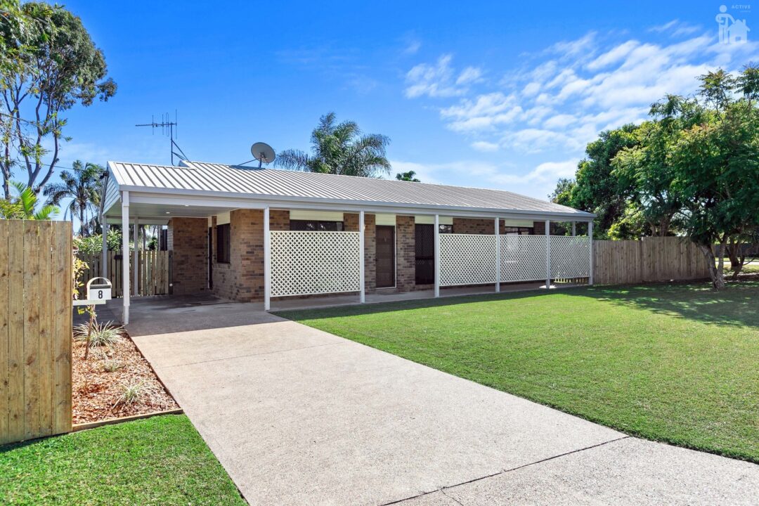 8 Charleville Street, Point Vernon, QLD 4655 AUS