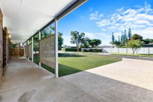 8 Charleville Street, Point Vernon, QLD 4655 AUS