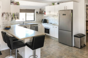 37 Waigani Avenue, Kawungan, QLD 4655 AUS