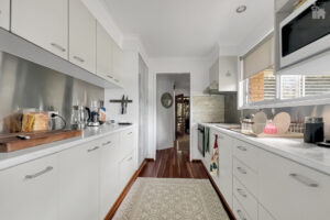 10 Beckwith Street, Torquay, QLD 4655 AUS