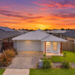 61 Dougan Street, Point Vernon, QLD 4655