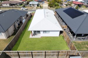61 Dougan Street, Point Vernon, QLD 4655 AUS
