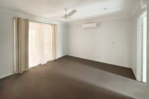 53 Moolyyir Street, Urangan, QLD 4655 AUS