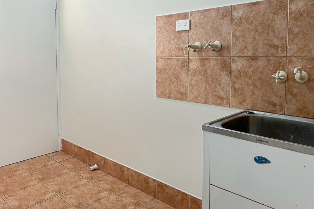 2/17 Hibiscus Street, Urangan, QLD 4655 AUS