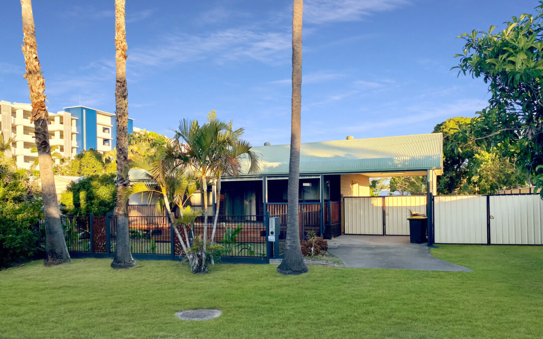 2/17 Hibiscus Street, Urangan, QLD 4655