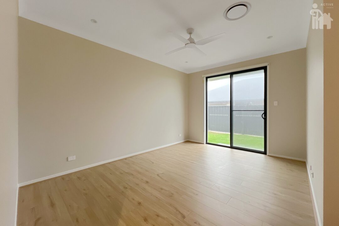 10 Cardamon Avenue, Nikenbah, QLD 4655 AUS