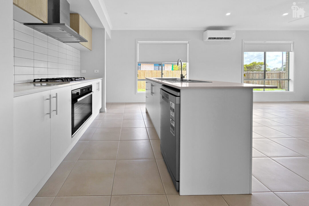 19 Charlotte Court, Kawungan, QLD 4655 AUS