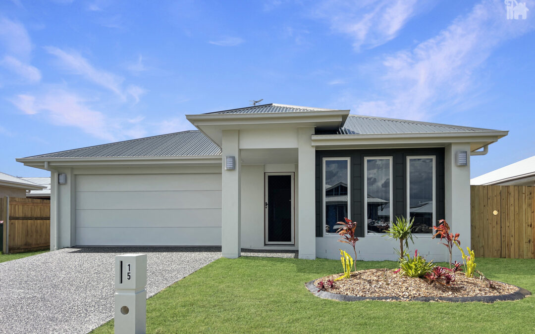 15 Eastminster Street, Eli Waters, QLD 4655