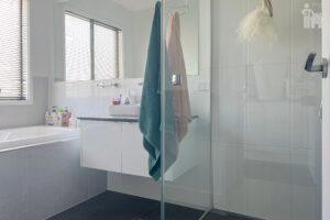3 Wintergreen Court, Nikenbah, QLD 4655 AUS