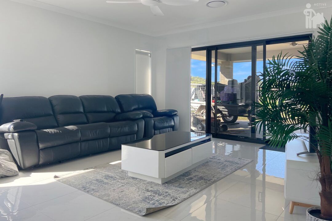 3 Wintergreen Court, Nikenbah, QLD 4655 AUS