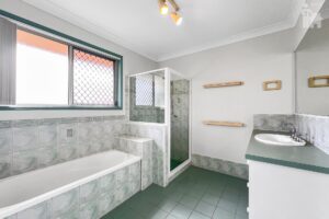 29 Mcliver Street, Kawungan, QLD 4655 AUS