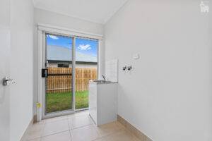 45 Woodruff Crescent, Nikenbah, QLD 4655 AUS