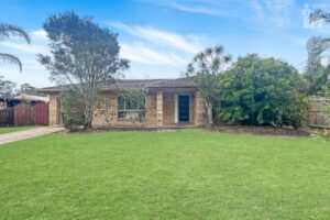 4 Greenway Drive, Pialba, QLD 4655 AUS