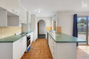 4 Greenway Drive, Pialba, QLD 4655 AUS