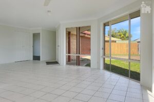 3 Oxford Place, Urraween, QLD 4655 AUS